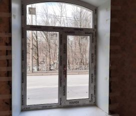 Установка арочного окна под ключ